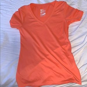 Dry fit Nike tee